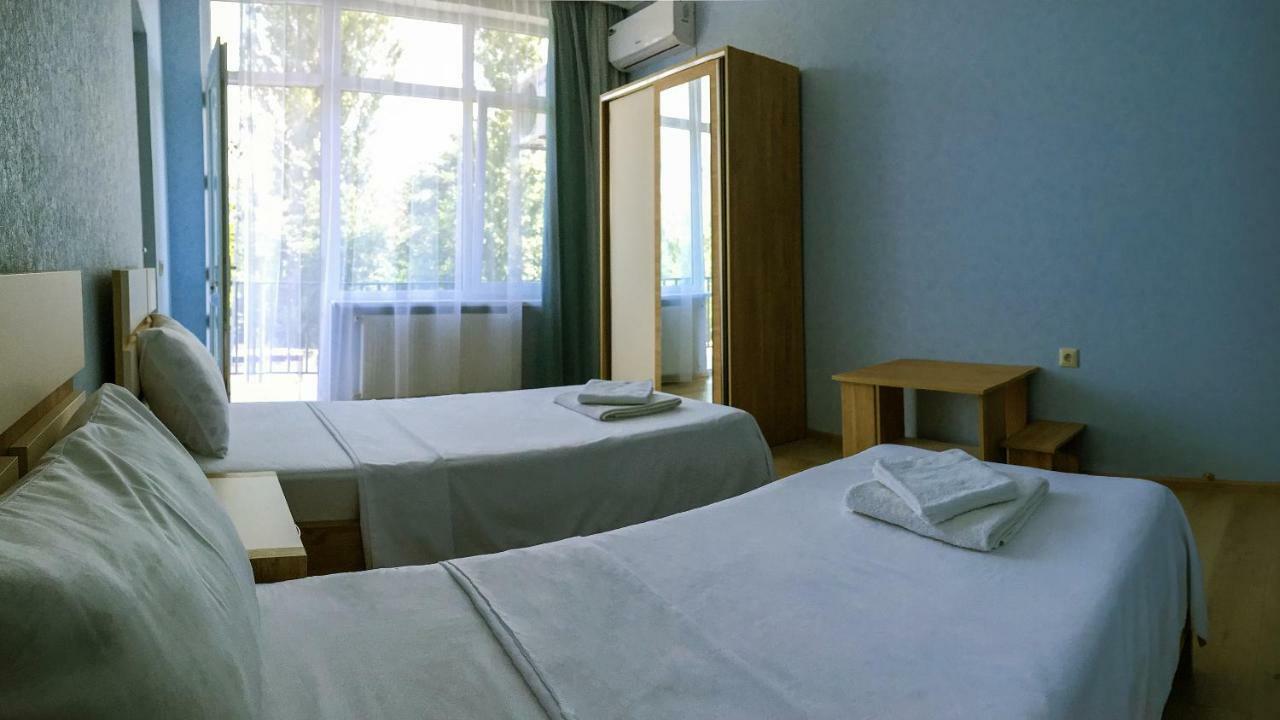Golden House Hotel Anaklia Ngoại thất bức ảnh