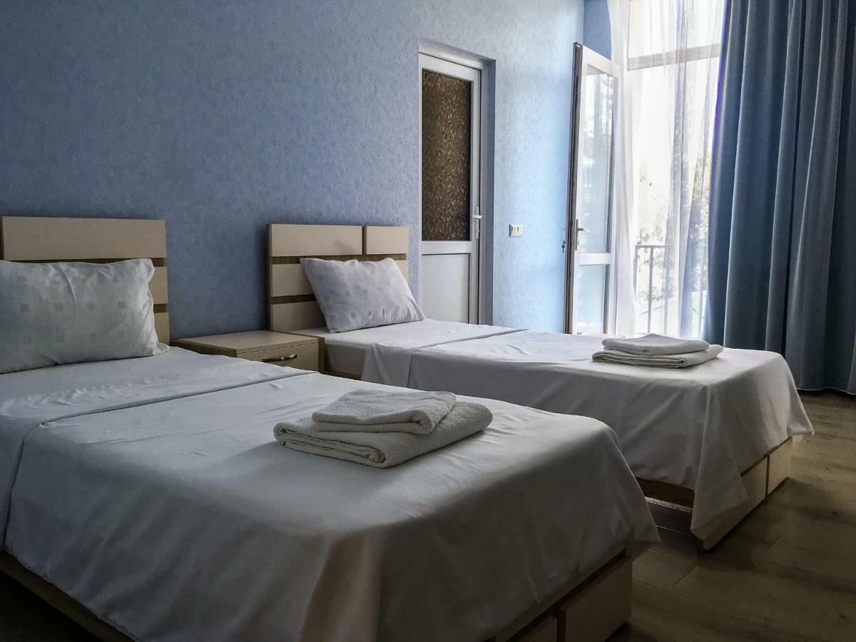 Golden House Hotel Anaklia Ngoại thất bức ảnh