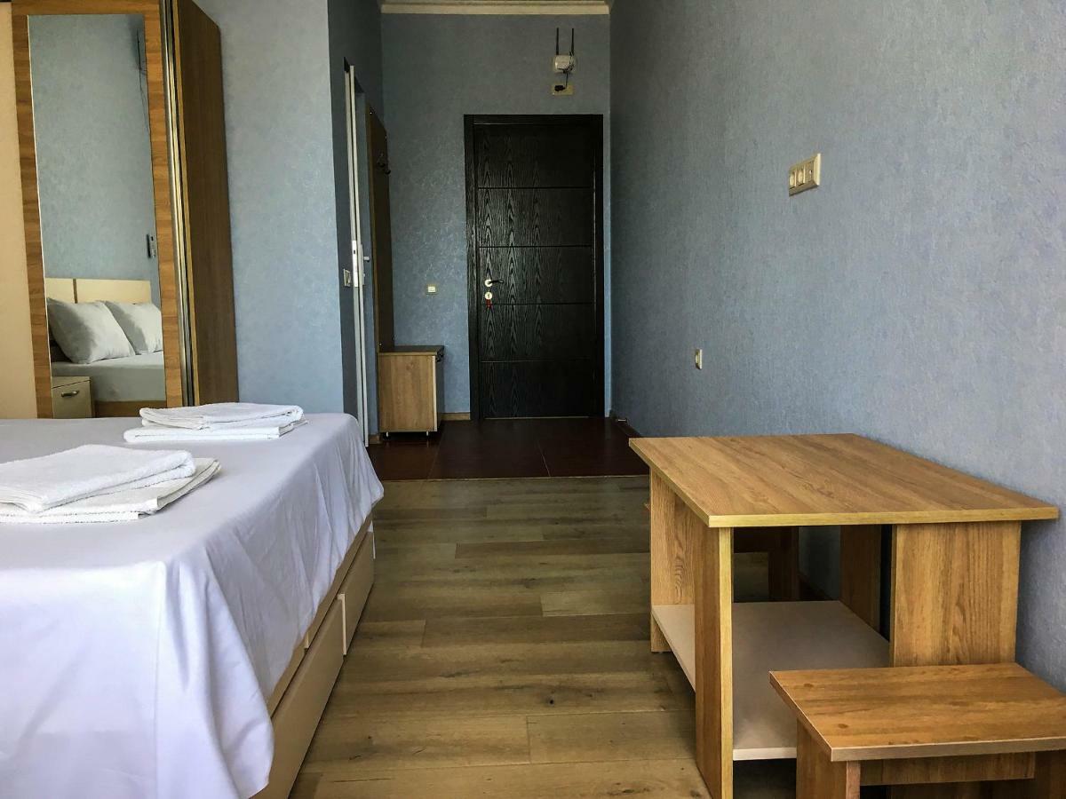 Golden House Hotel Anaklia Ngoại thất bức ảnh